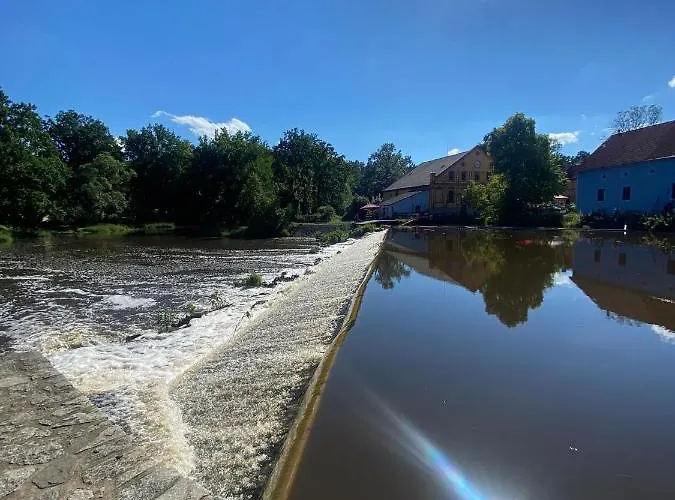 Statek U Veseli Nad Luznici Séjour chez l'habitant
